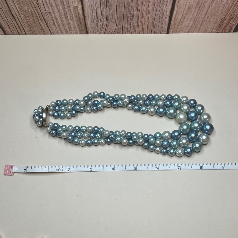 Vintage Pastel Blue 3 strand Pearl Necklace Made in Japan - Picture 6 of 8